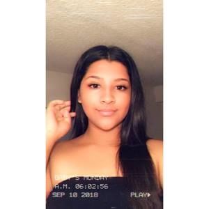 Meet your Posher, Gaby